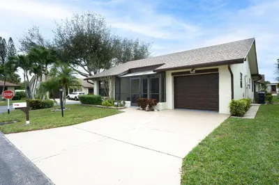 6040 Baywood Ln Greenacres FL-large-025-