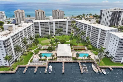 3224 S Ocean Boulevard #110-b 1