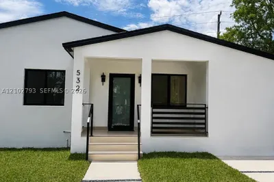 532 SW 44th Ave 0 1
