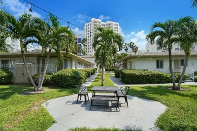 9790 E Bay Harbor Dr #3N 1