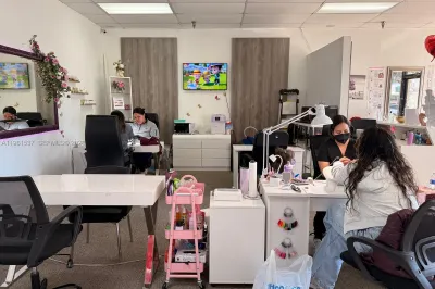 Hallandale Beach Commercial 1