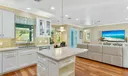 736 Hampton Woods Lane Sw Photo