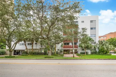 650 Coral Way #405 1