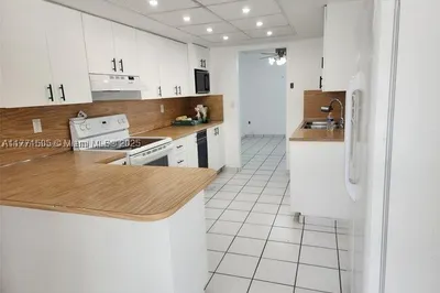 857 W 79th Pl 1