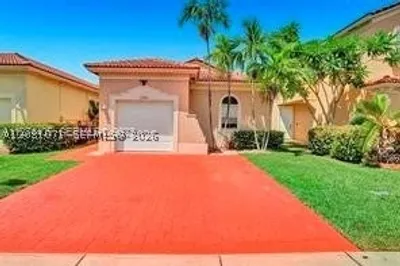 2240 NE 37th Rd 1