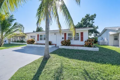 5010 NW 51st St 1