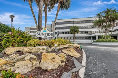 1357 NE Ocean Boulevard #318 1