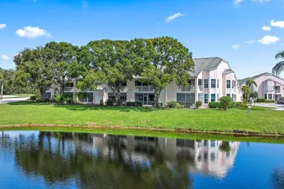 301 Muirfield Court #301b 1