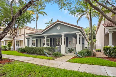 1616 Fenton Drive 1