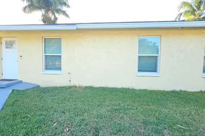 323 Seminole Court 1