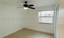2000 NE 3rd Ct #5 Photo