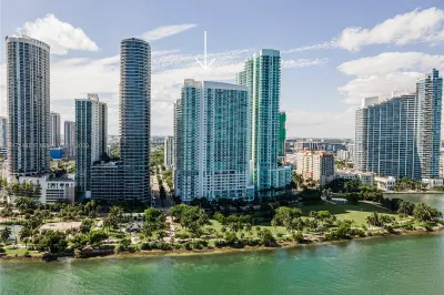 1800 N Bayshore Dr #1514 1