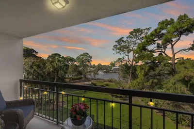 1901 MARINA ISLE Way #304 1