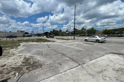 1048 E Oakland Park Blvd 1