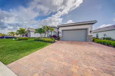 10562 Northbrook Circle 1