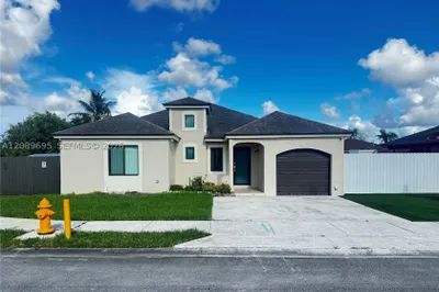 18155 SW 138th Pl 1