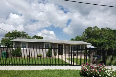 26700 SW 138th Ave 1