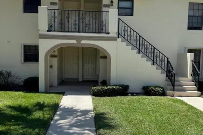 2600 Greenwood Terrace #204 1