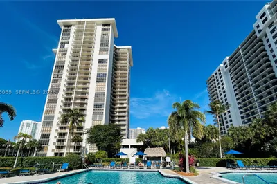 18181 NE 31st Ct #1408 1