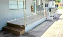 42 E 13th St Photo
