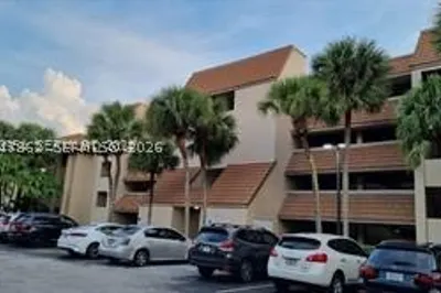 461 Ives Dairy Rd #406-2 1