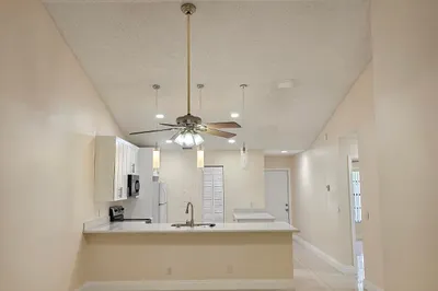 480 Hardwood Place 1