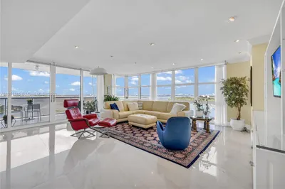 9 Island Ave #2415 1