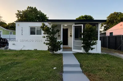 1035 Atlantic Ave 1