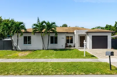 17990 SW 113th Ct 1