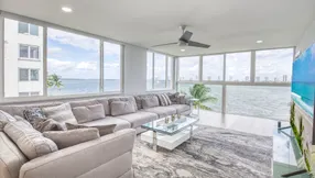 Just Listed | 301 Lake Shore Drive #401
