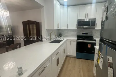 9175 SW 77th Ave #304 1