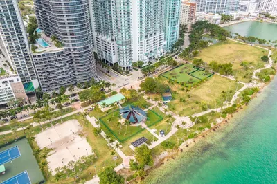 1750 N Bayshore Dr #3101 1
