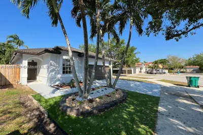 20012 NW 80th Ave 1