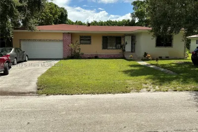 8835 NE 9th Ct #House 1