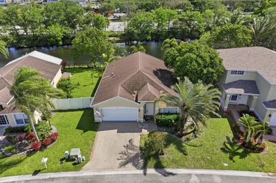 1724 Sawgrass Circle 1