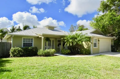 228 SE Lonita Street 1