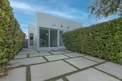 3662 SW 24th Ter #3662 1