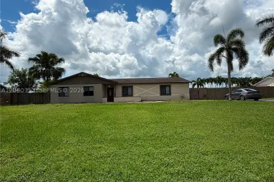 1422 NW 20th St 1