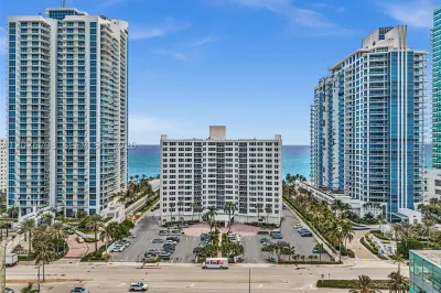 3505 S Ocean Dr #804 1