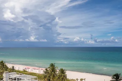 4779 Collins Ave #1008 1