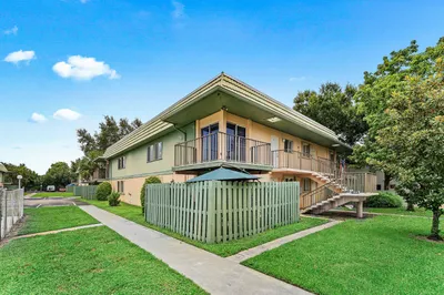 1866 Fairview Villas Drive #3 1