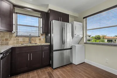 1250 SW 113th Terrace #204 1