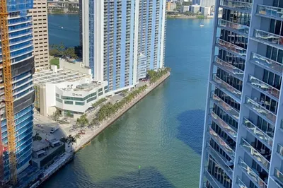 475 BRICKELL Avenue #4615 1