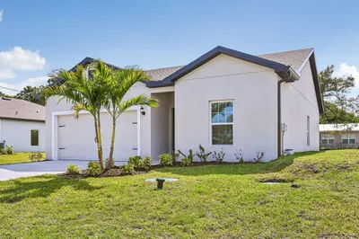 5808 Sunset Boulevard 1