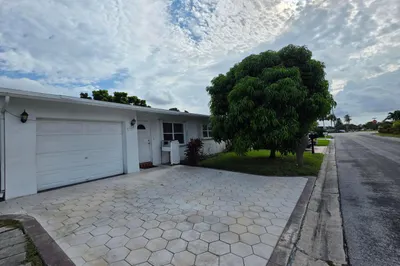7195 NW 9th Court 1