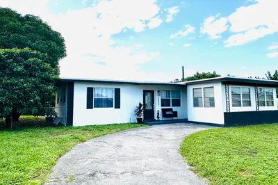 1865 W Chatham Road 1