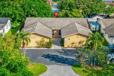 4475 SW 54th Ct 1