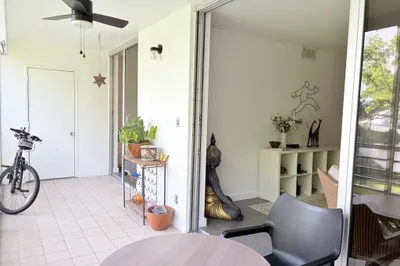 Large Enclosed and screenen patio