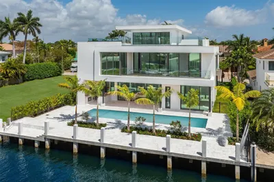 2506 Sea Island Drive 1