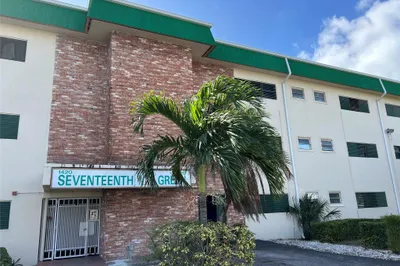 1420 Atlantic Shores Boulevard #337 1